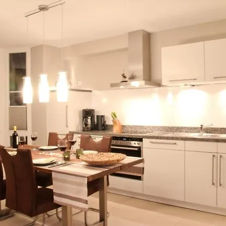 Kiek Up De Gracht Apartment *