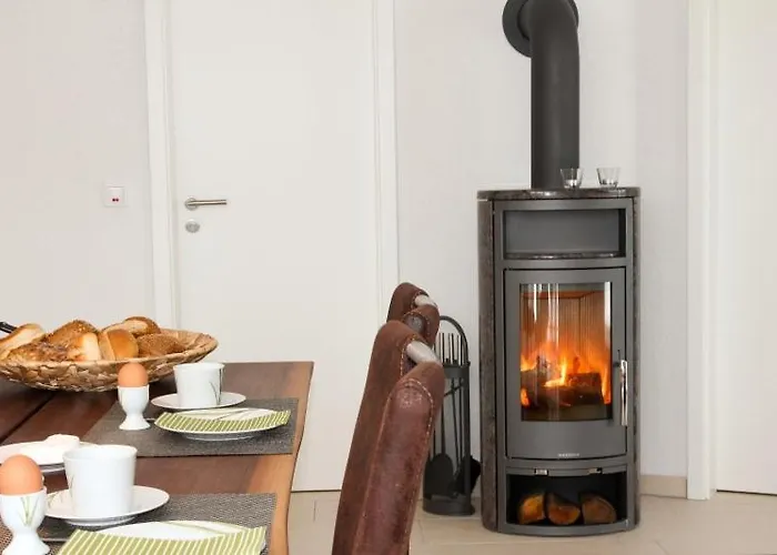 Kiek Up De Gracht * Greetsiel